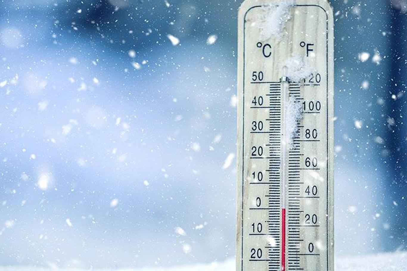 Kars buz kesti: Termometreler eksi 15'i gösterdi Kars buz kesti: Termometreler eksi 15'i gösterdi